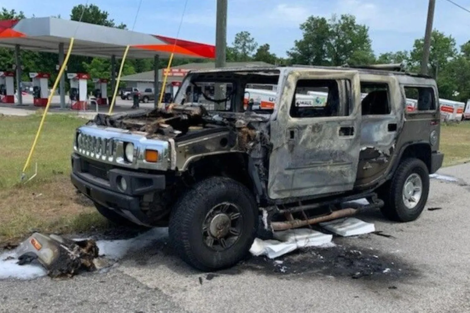 Colonial boru hattı Teksas Körfezi'nden New York'a kadar uzanıyor. Hatta en fazla bağlı eyaletlerse Alabama, Georgia, Tennessee ile Kuzey ve Güney Carolina (Citrus County İtfaiye Kurtarma)