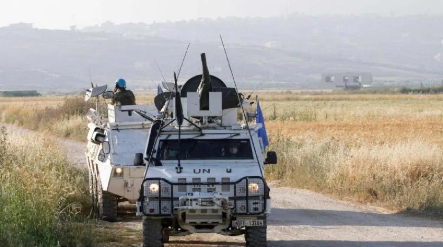 Birleşmiş Milletler Acil Durum Kuvvetleri, Lübnan'ın el-Hayyam kasabası yakınlarındaki güney sınırında devriye geziyor (AFP)