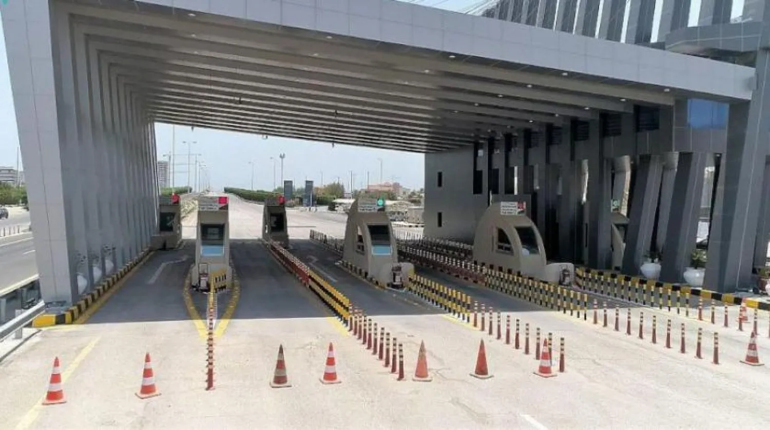 Faaliyeti durdurulan süre zarfında Kral Fehd Köprüsünün tanık olduğu iyileştirmeler ve gelişmeler (SPA)