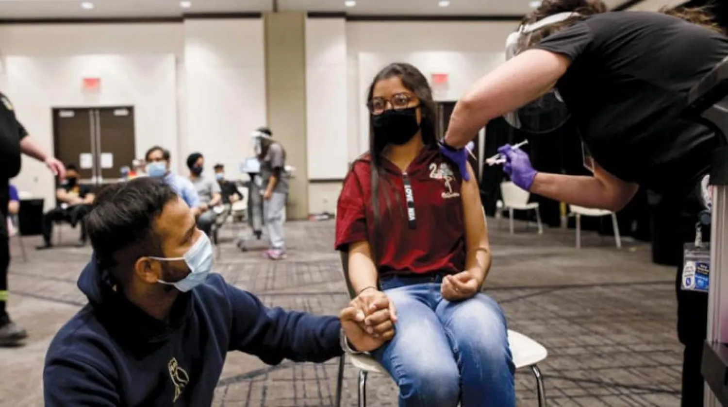 Kanada’nın Ontario bölgesindeki bir aşılama merkezi (AFP)