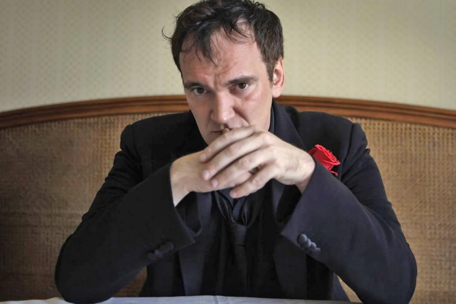 Pek çok ikonik filme imza atan Tarantino'nun Los Angeles Beverly Sineması'nın haziranda açılacağı duyurulmuştu (AP)