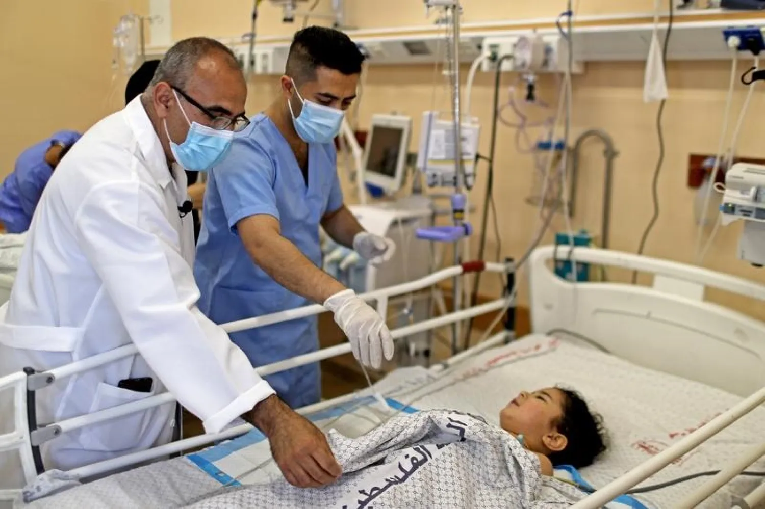 Palestinian doctor Marwan Abu Sada works in the Shifa hospital in Gaza City May 17, 2021. (Reuters)