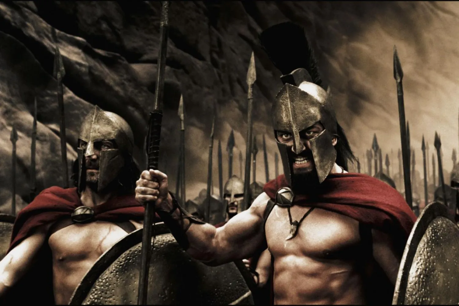 300 Spartalı filminde Gerard Butler, Michael Fassbender, Lena Headey gibi isimler yer almıştı (IMDb)