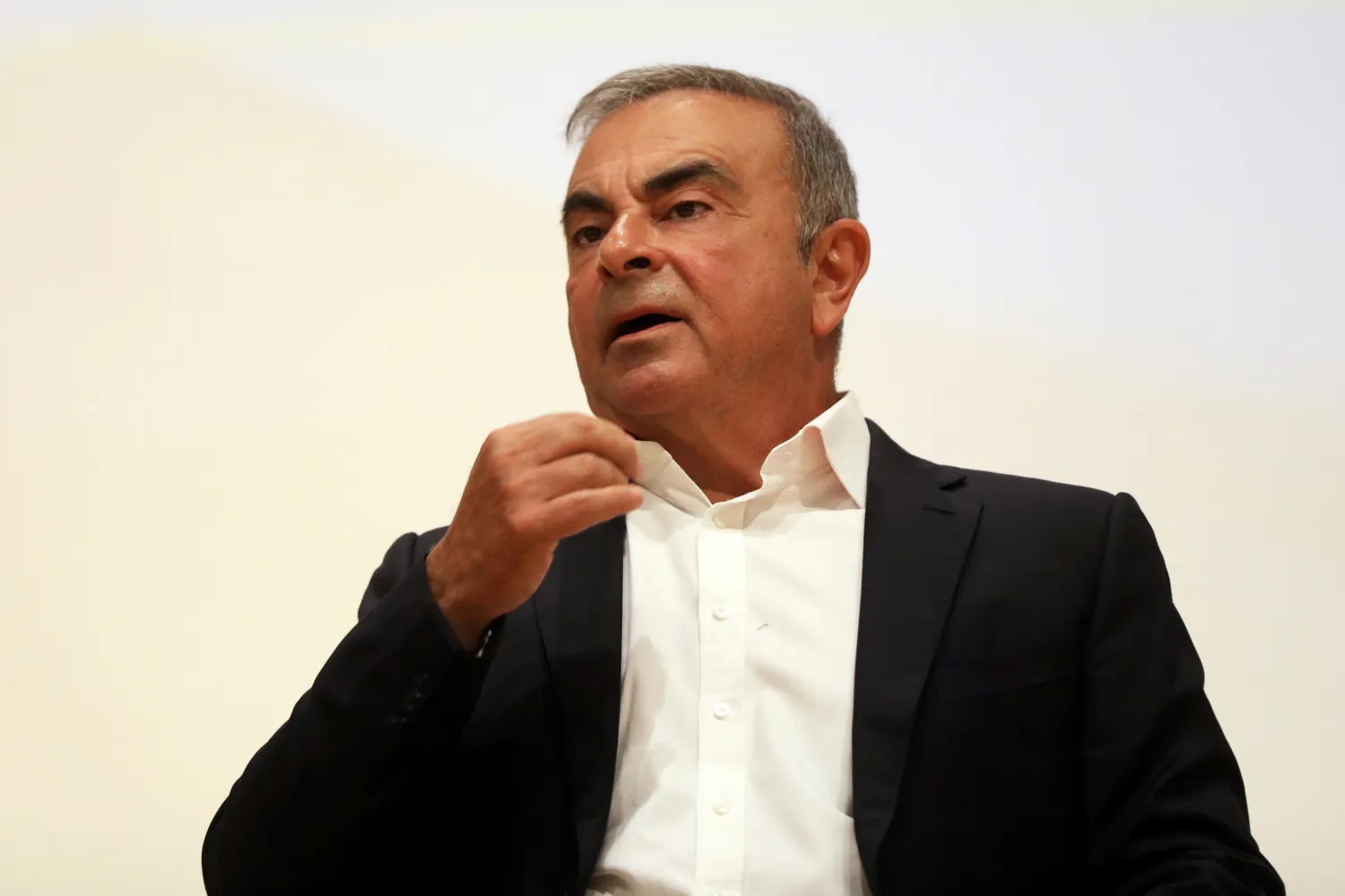 Carlos Ghosn, the former Nissan and Renault chief executive, gestures as he speaks during a news conference at the Holy Spirit University of Kaslik, in Jounieh, Lebanon September 29, 2020. REUTERS/Mohamed Azakir/File Photo