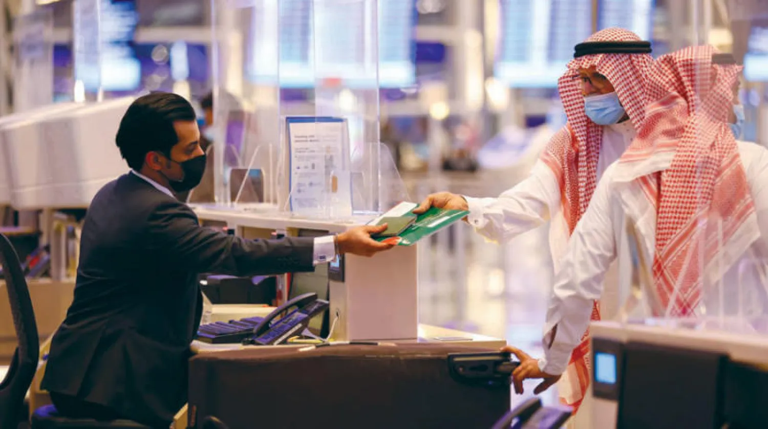 «الصحة» تؤكد ضرورة التقيد بالتدابير الوقائية خلال فترة الإجازة الصيفية والسفر (تصوير: عبد الله الفالح)