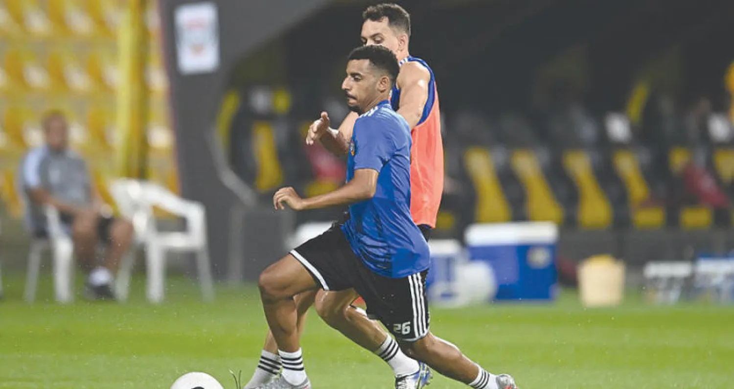 من تدريبات الإمارات استعداداً للمواجهة (الشرق الأوسط)