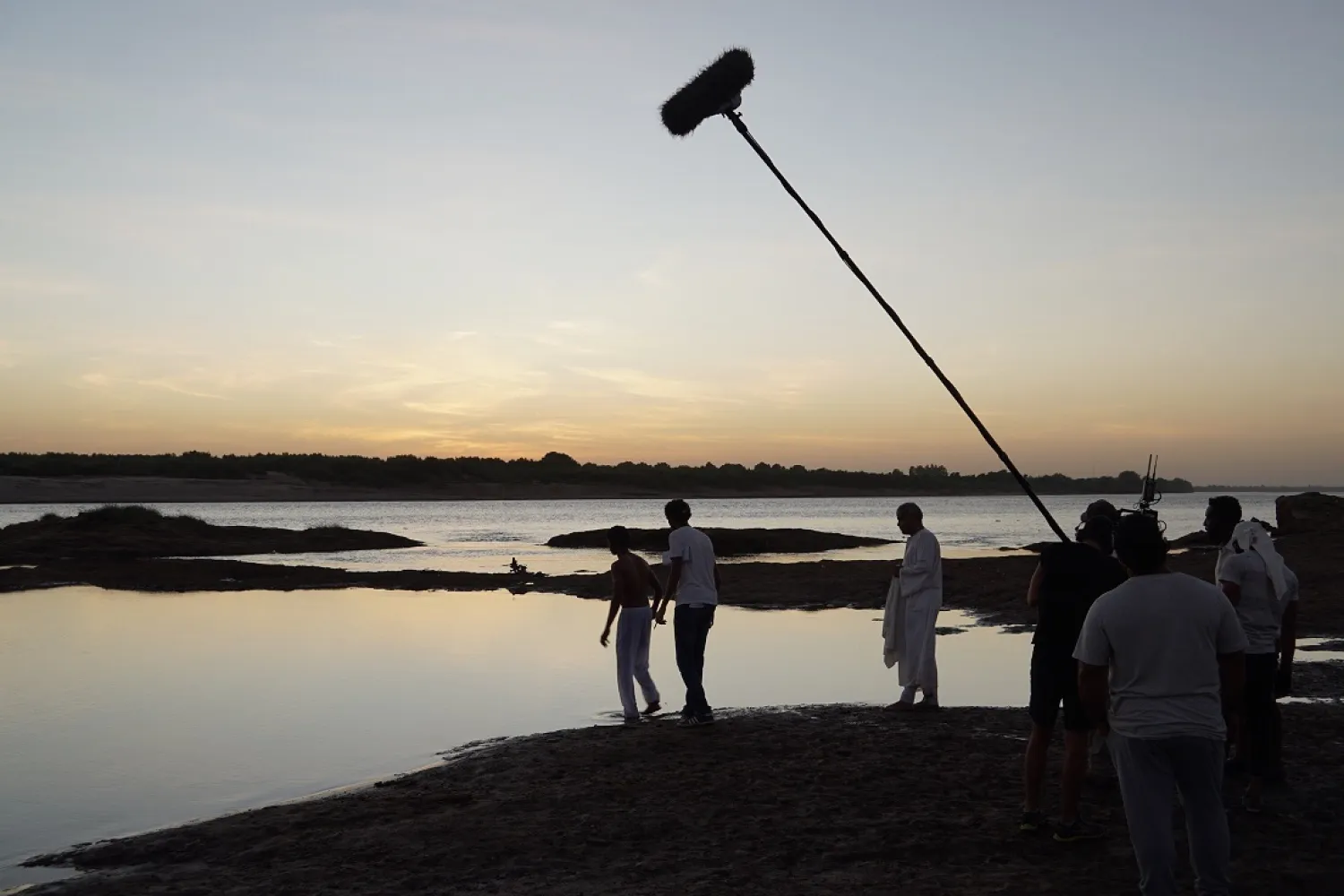 ستتولى لجنة تحكيم مستقلة مسؤولية تحديد الأشخاص المؤهلين للاستفادة من المنحة (الشرق الأوسط)