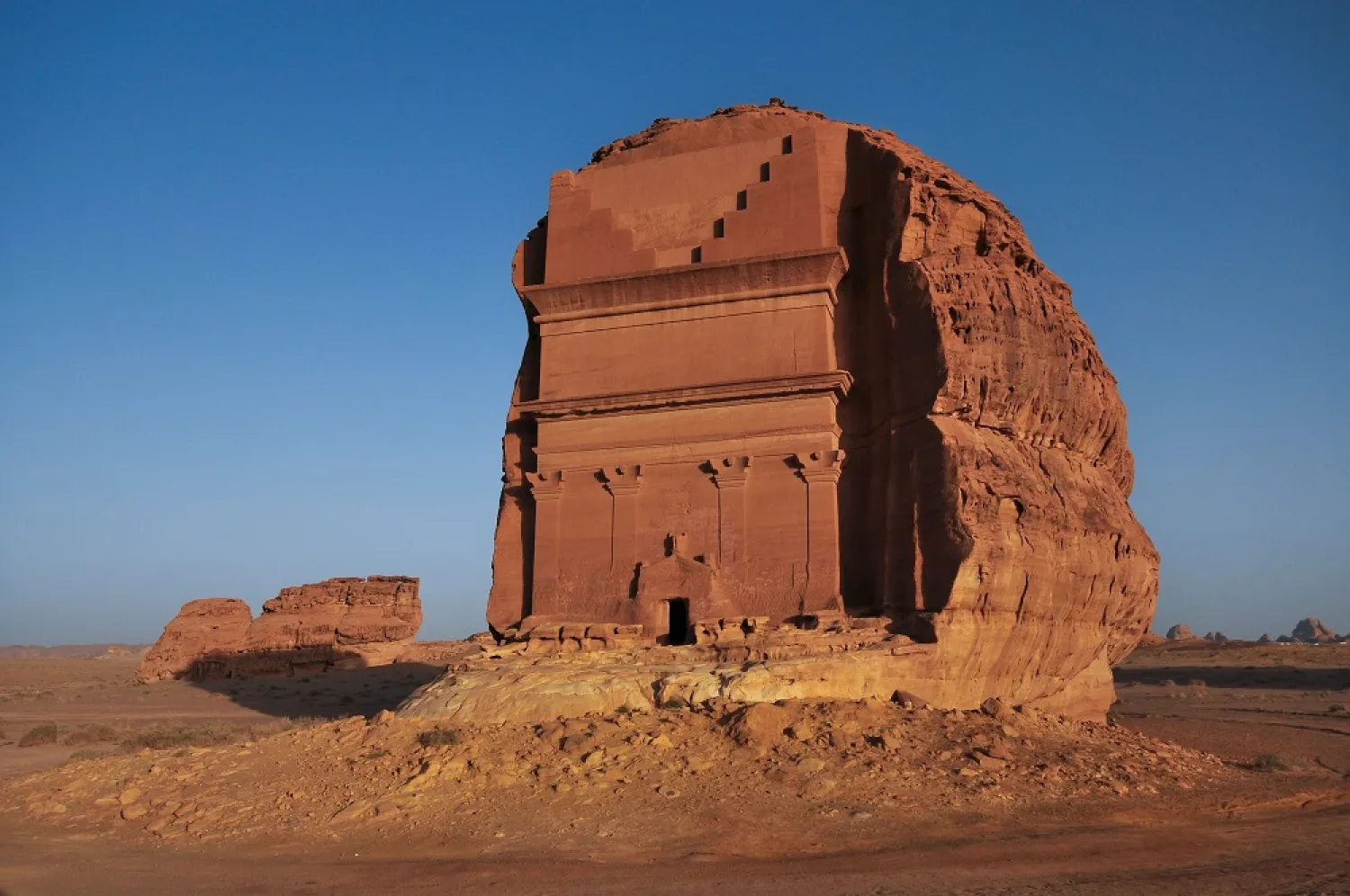 Film AlUla provides a package of services that attract many filmmakers from around the world.