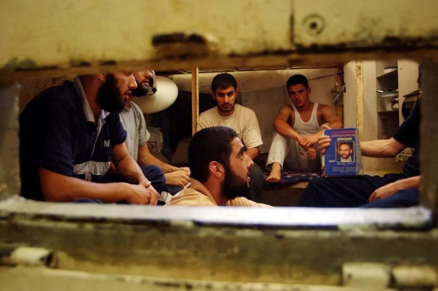 Filistin'in Ramallah kentinin batısındaki Ofer Hapishanesi (Reuters)