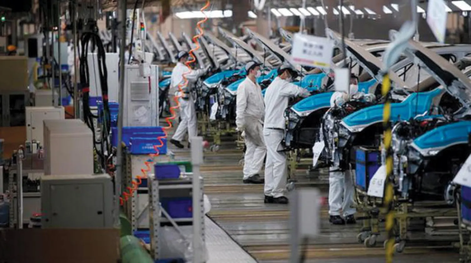 ارتفع الإنتاج الصناعي الياباني بوتيرة أكبر من المتوقع خلال شهر أبريل الماضي (رويترز)