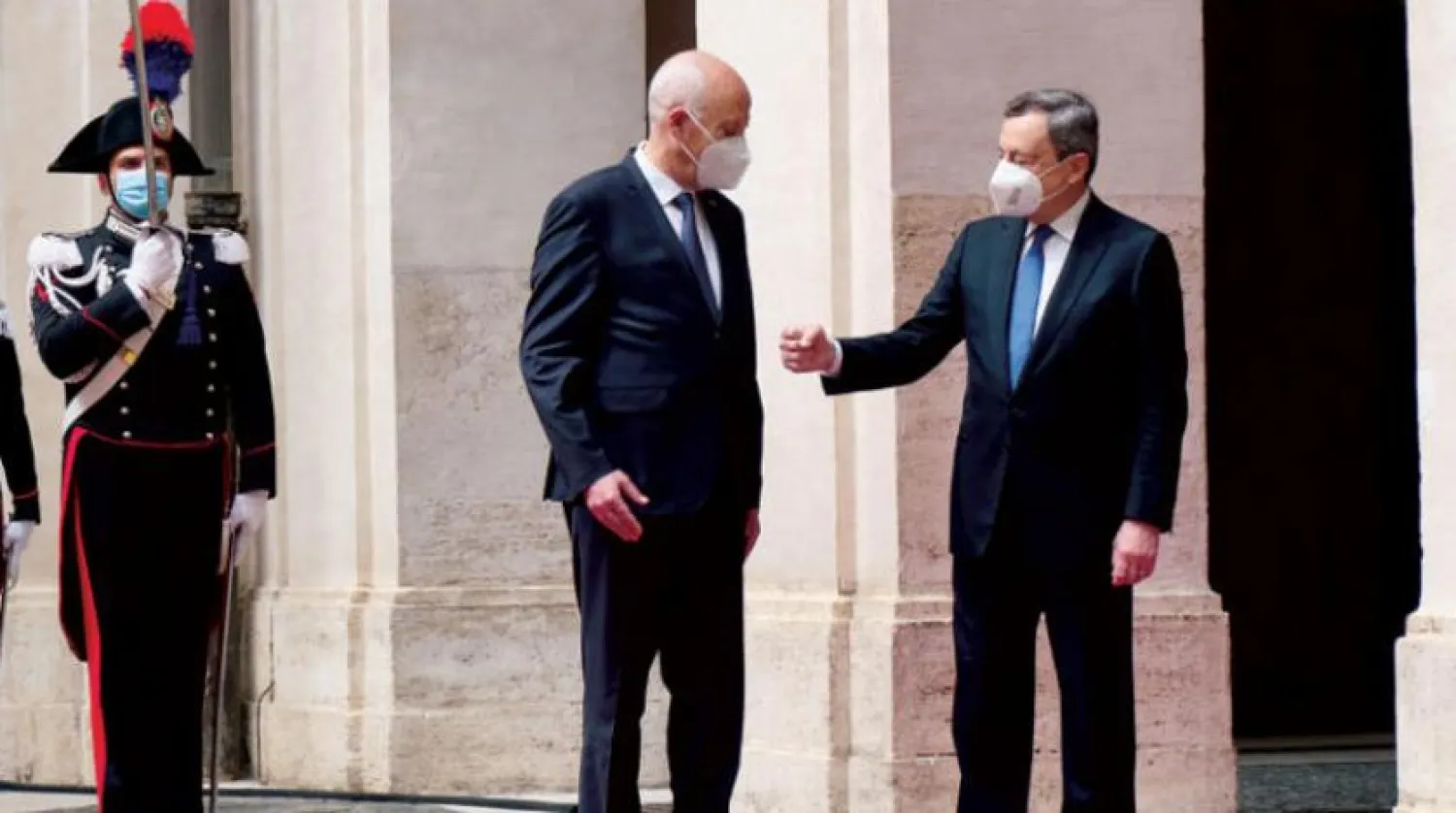 İtalya Başbakanı dün Roma'da Tunus Cumhurbaşkanı ile bir araya geldi. (EPA)