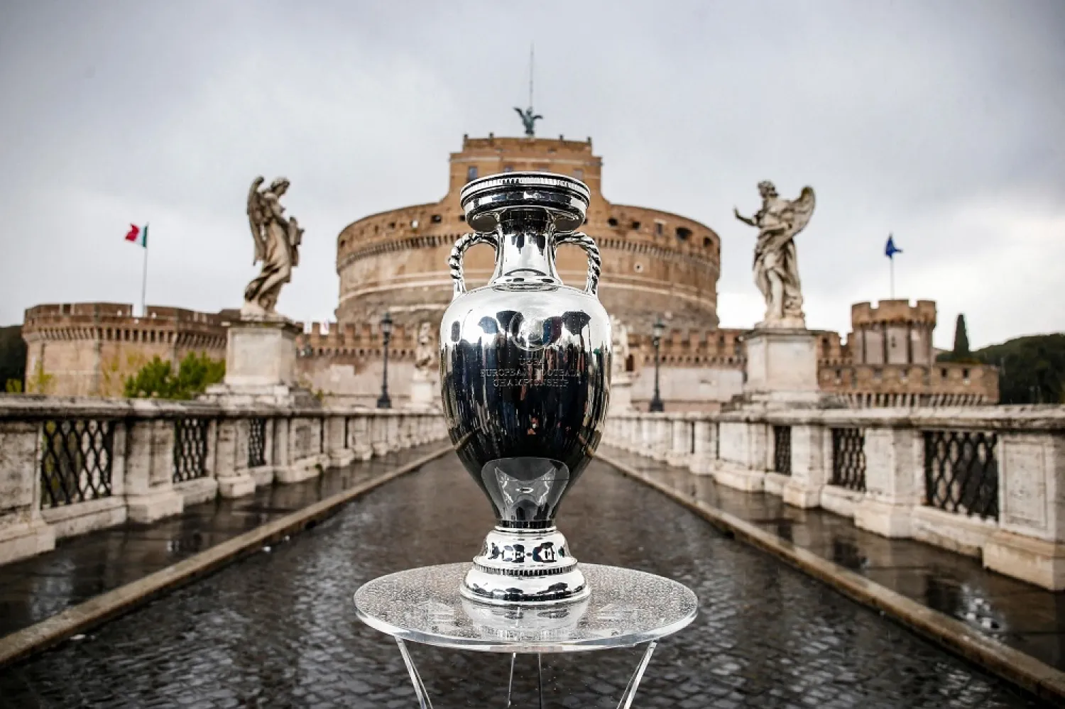 The UEFA Euro 2020 trophy on Sant'Angelo bridge, Rome, Italy, April 20, 2021. (AFP)