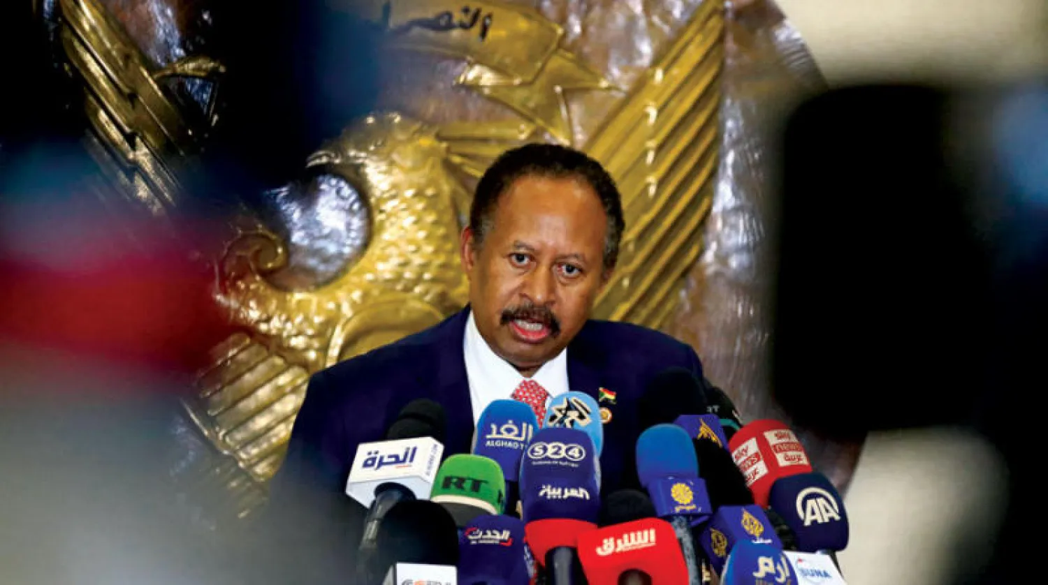 حمدوك خلال مؤتمر صحافي في الخرطوم الشهر الماضي (أ.ف.ب)