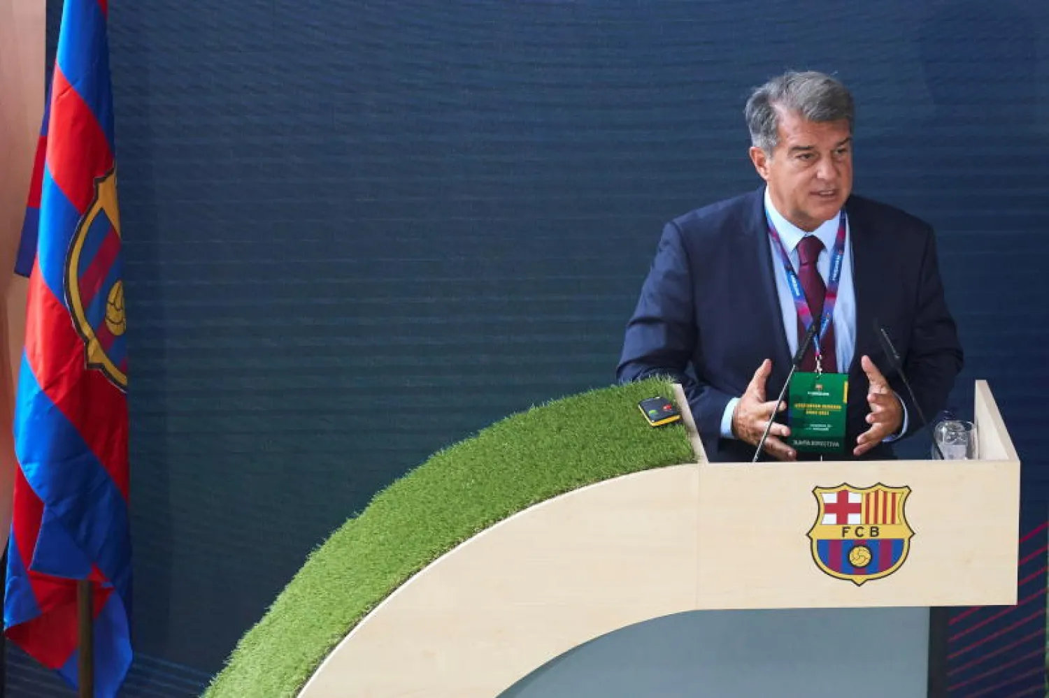 رئيس نادي برشلونة الإسباني جوان لابورتا (إ.ب.أ)
