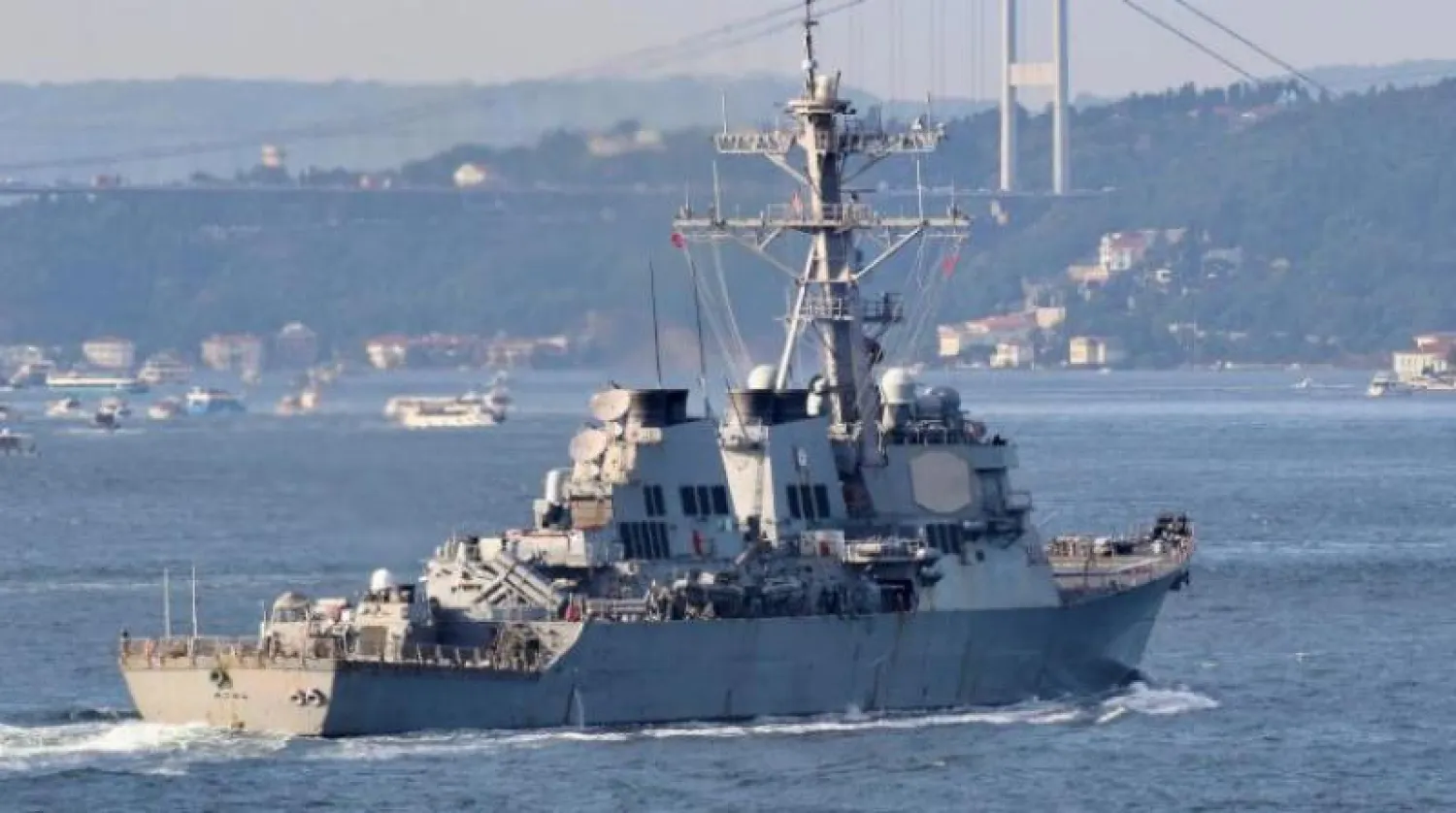 المدمرة الأميركية «يو إس إس روس» في طريقها إلى البحر الأسود (أرشيفية - رويترز)