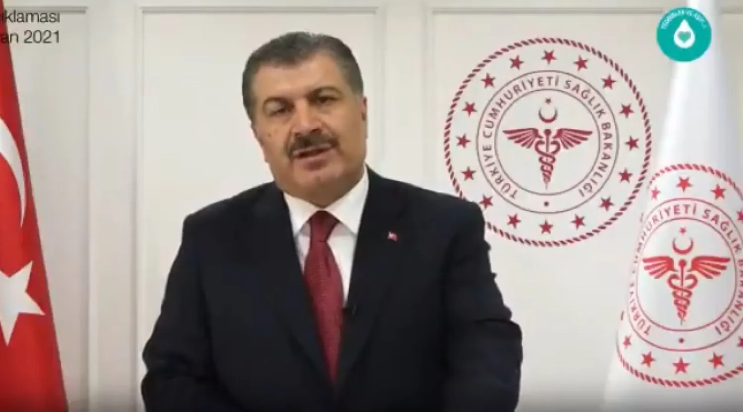 Sağlık Bakanı Koca: 50 yaşından büyük vatandaşlarımız ve sağlık çalışanlarının 3. doz aşı olmasının faydalı olmasını kararlaştırdık