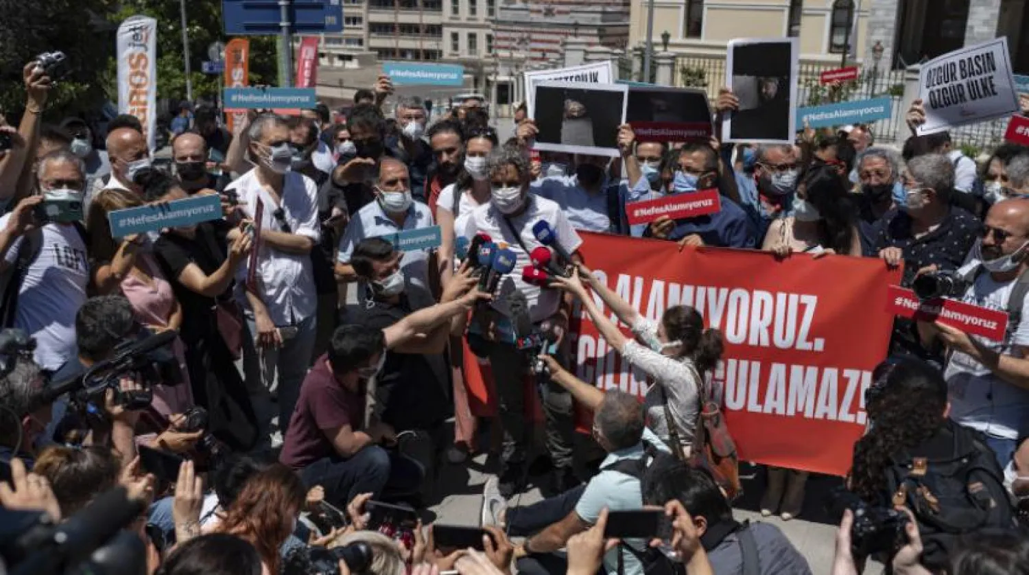 AFP foto muhabiri Kılıç'a polis müdahalesi protesto edildi