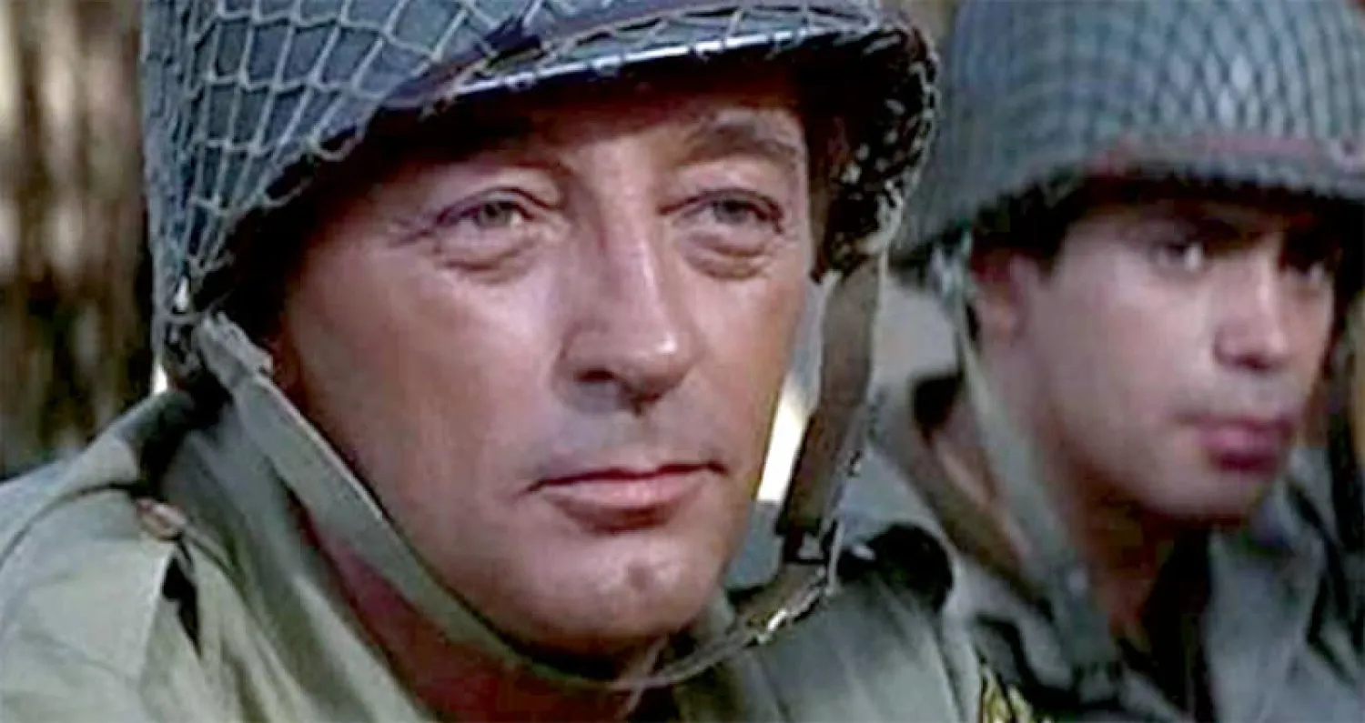 روبرت ميتشوم في «أنزيو»