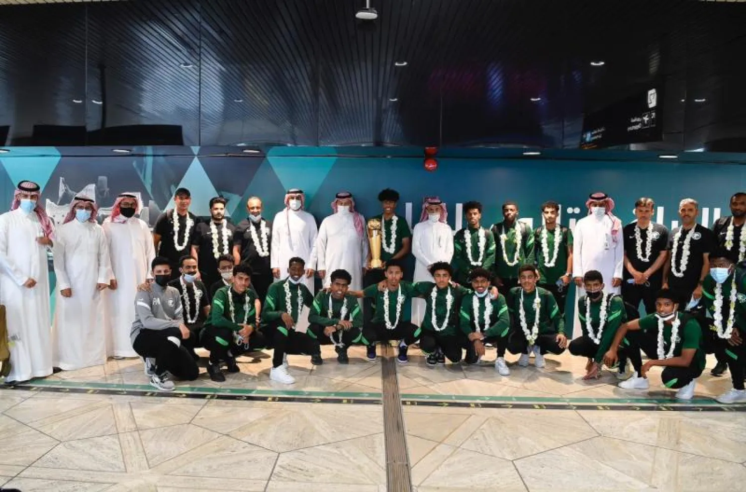 جانب من استقبال بعثة المنتخب السعودي للشباب (الشرق الأوسط)