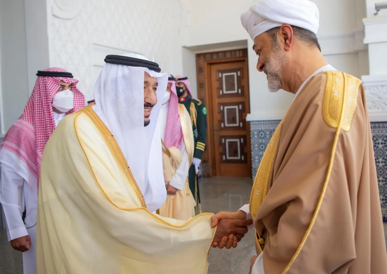 King Salman greets Sultan Haitham in Neom. (SPA)