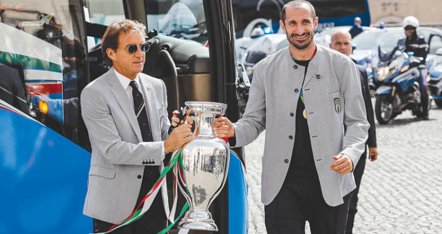 خطط مانشيني التكتيكية قادت إيطاليا إلى الفوز بلقب «يورو 2020» (إ.ب.أ)