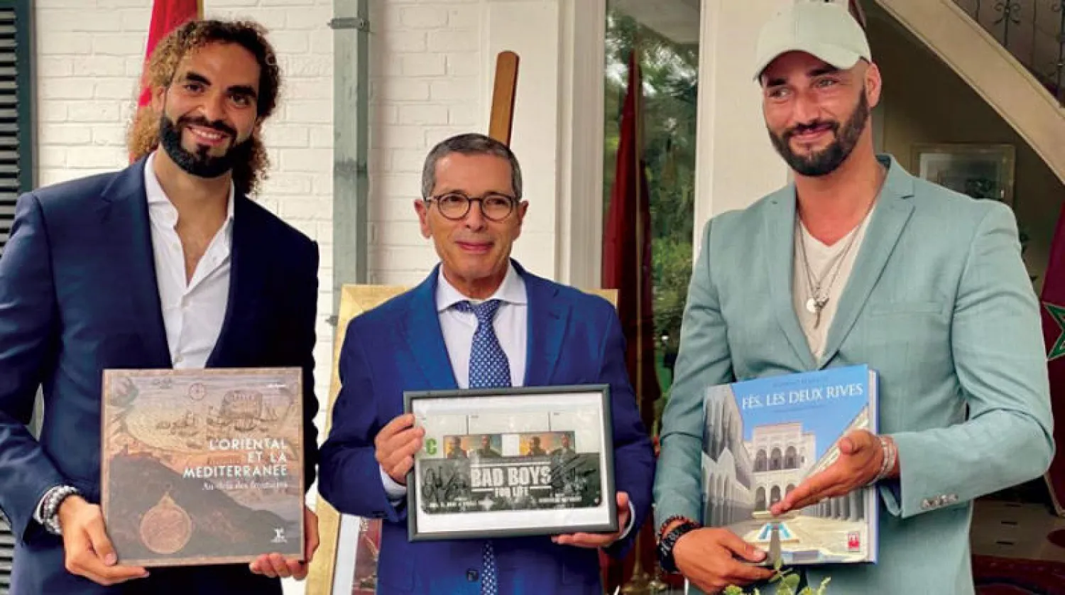محمد عامر سفير المغرب لدى بلجيكا يكرم المخرجين البلجيكيين - المغربيين عادل العربي وبلال فلاح (ماب)