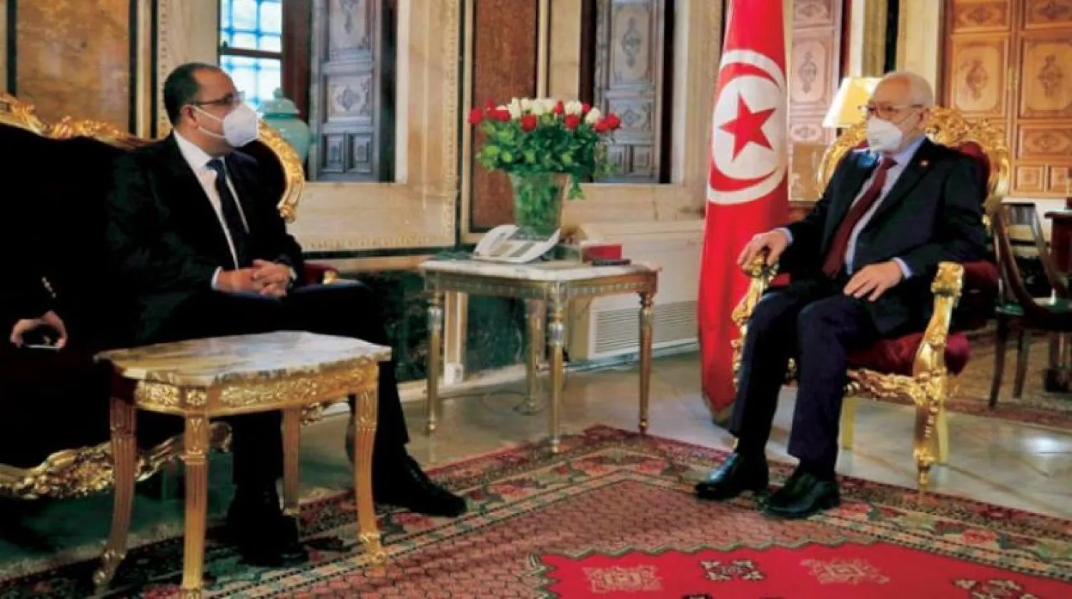 Meşişi (solda) ve Gannuşi bir önceki görüşmelerini parlamentoda gerçekleştirmişlerdi. (Tunus Hükümeti Başkanlığı)