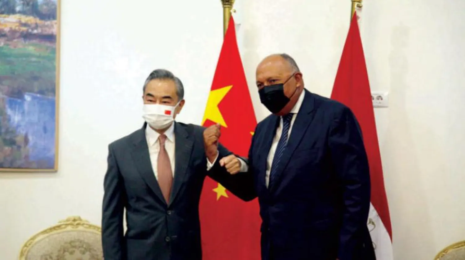 Mısır Dışişleri Bakanı Samih Şukri, dün Kahire'de Çinli mevkidaşı Wang Yi ile bir araya geldi.