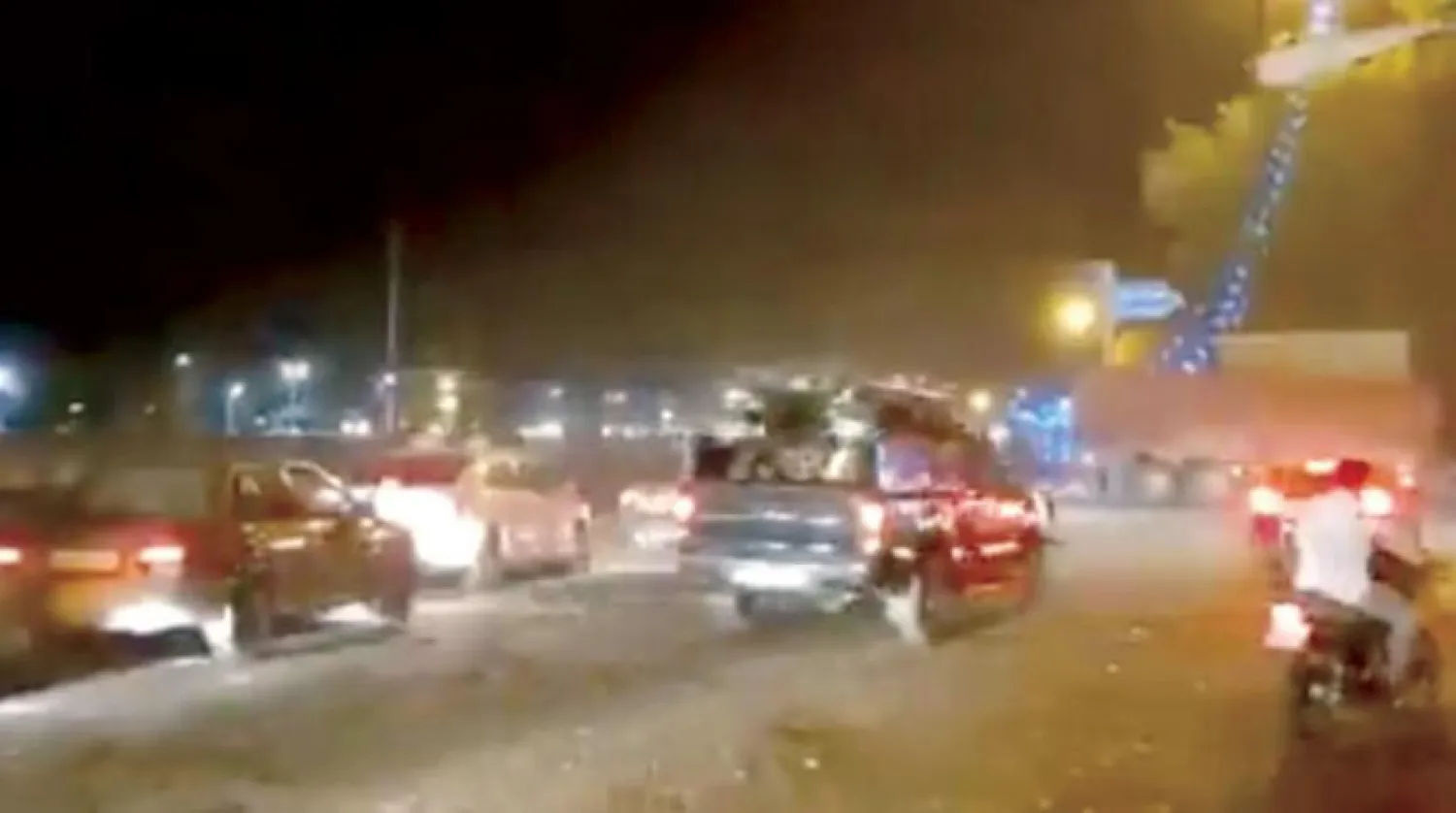 A car belonging to the anti-riot units coming from the Iranian capital, Tehran, arrives in Ahvaz.