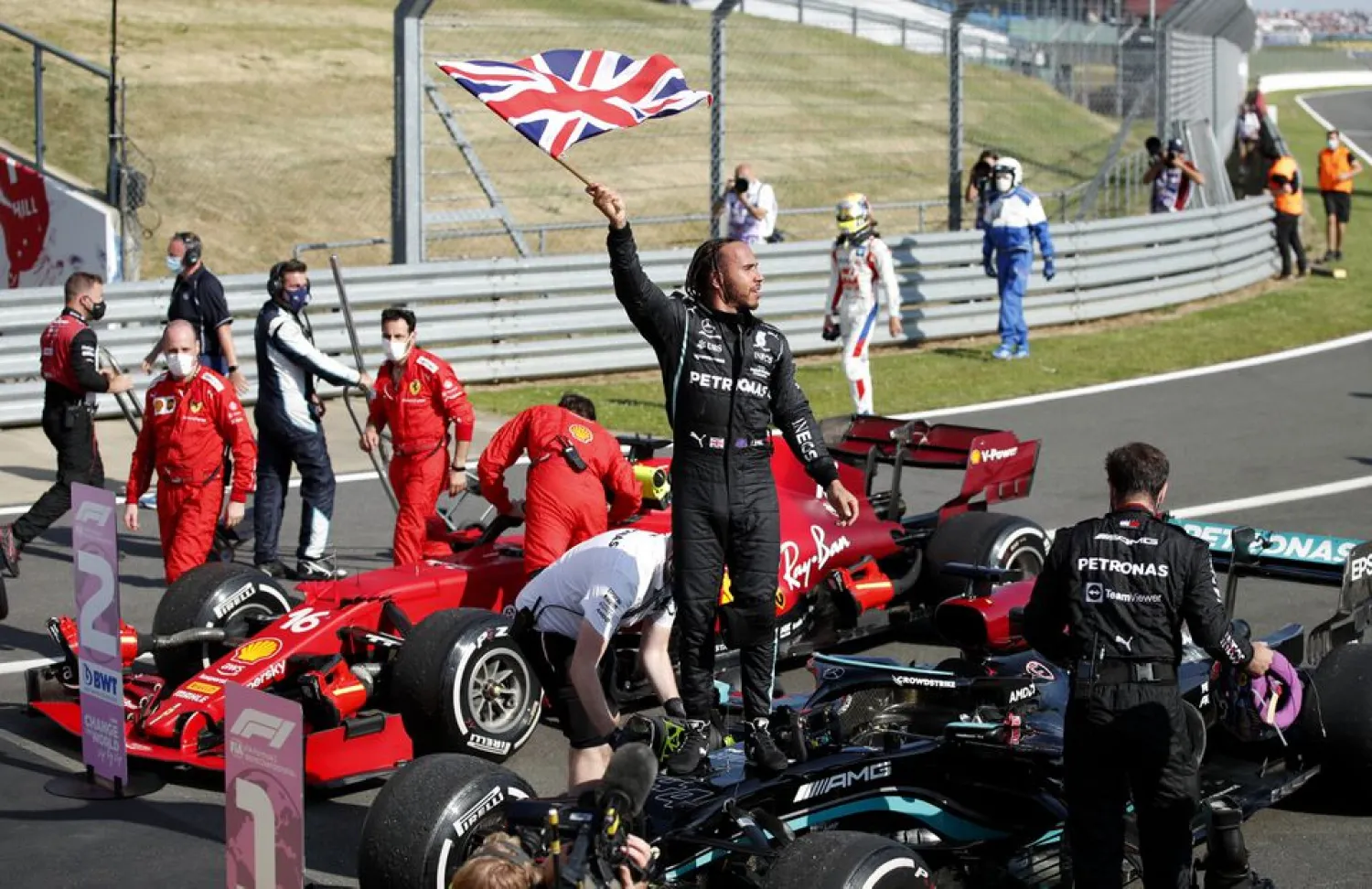 Formula One F1 - British Grand Prix - Silverstone Circuit, Silverstone, Britain - July 18, 2021 Mercedes' Lewis Hamilton celebrates after winning the race REUTERS/Peter Cziborra