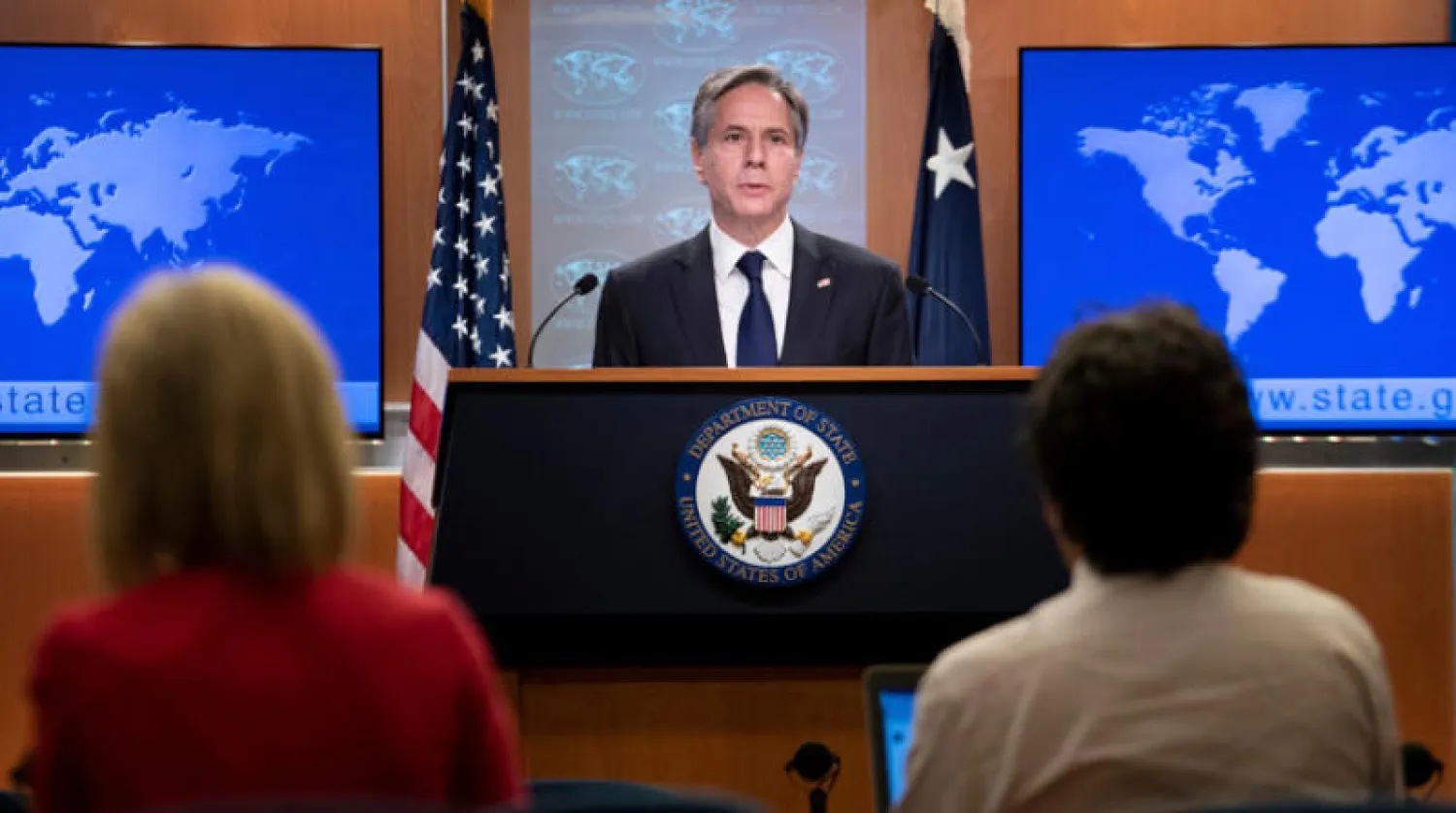 بلينكن خلال إعلانه عن منح وضعية لاجئ لفئات جديدة من الأفغان في واشنطن ليل أول من أمس (أ.ب)