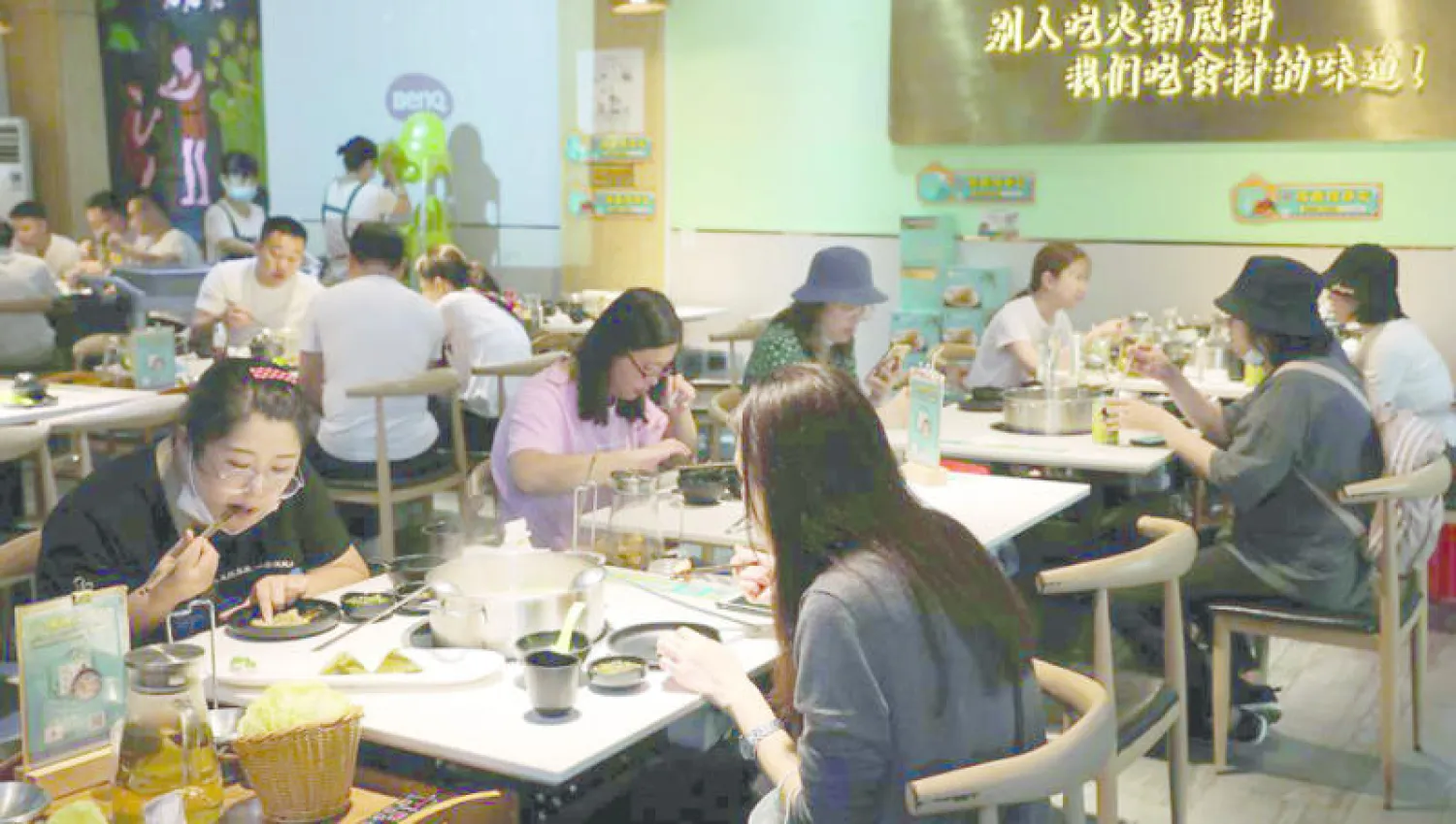 قفز مؤشر قطاع الخدمات الصيني خلال يوليو بشكل حاد مدعوماً بنشاط كبير للأعمال الجديدة ونمو الطلبيات (رويترز)