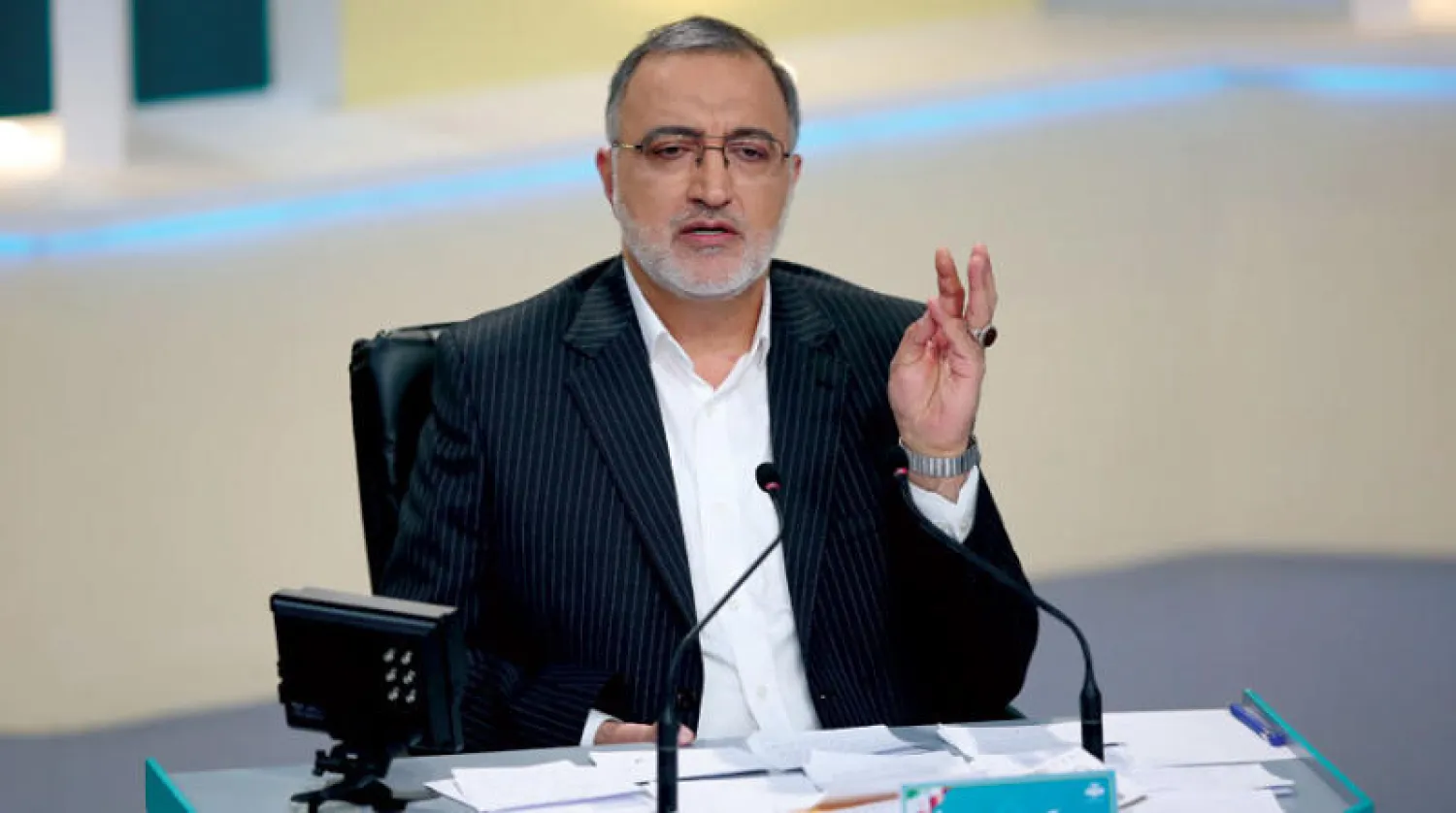 النائب علي رضا زاكاني في مناظرة تلفزيونية بين مرشحي الرئاسة في 8 يونيو الماضي (إ.ب.أ)