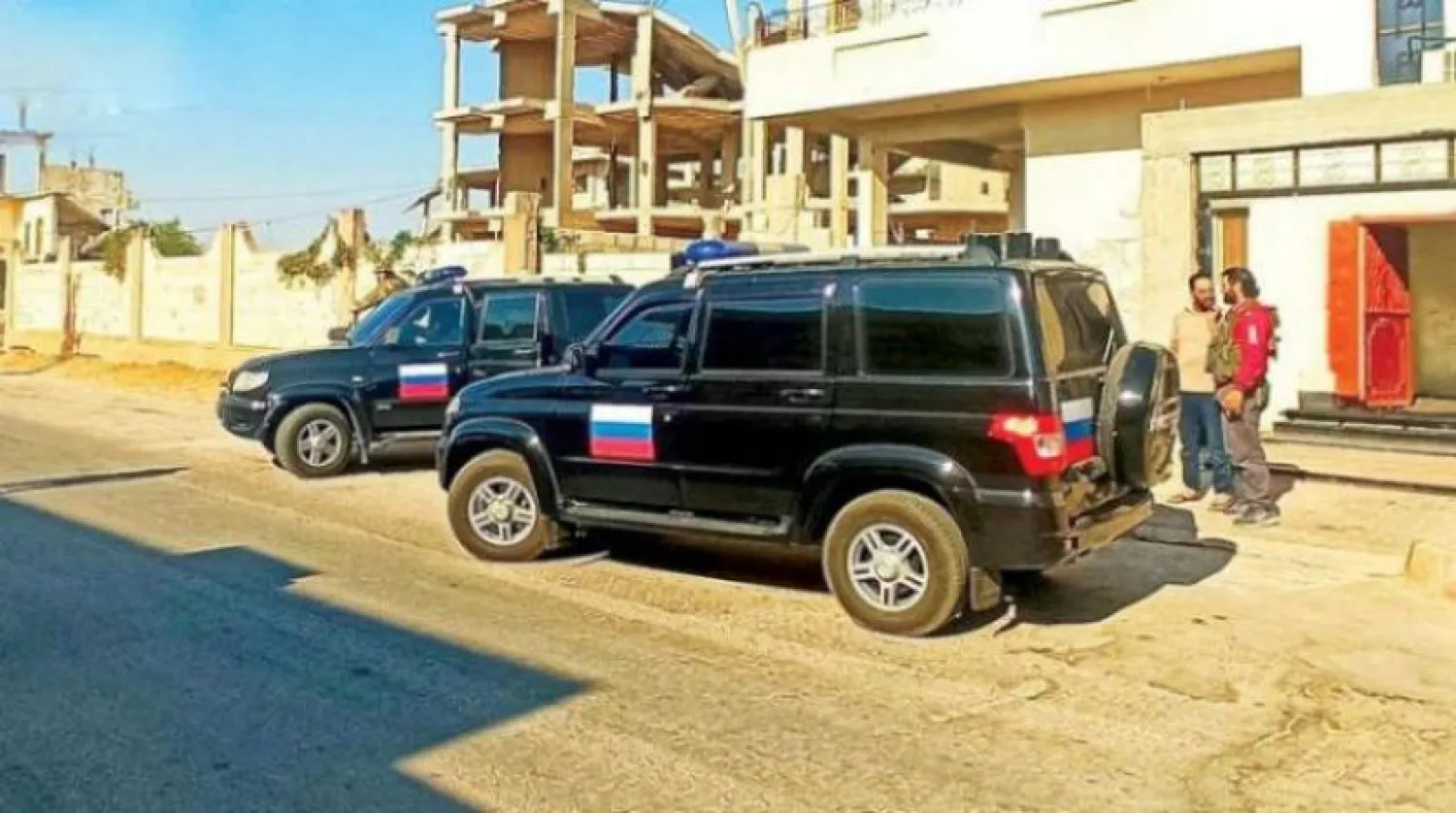 Dera’da Rus heyeti taşıyan iki araç (Horan Free)