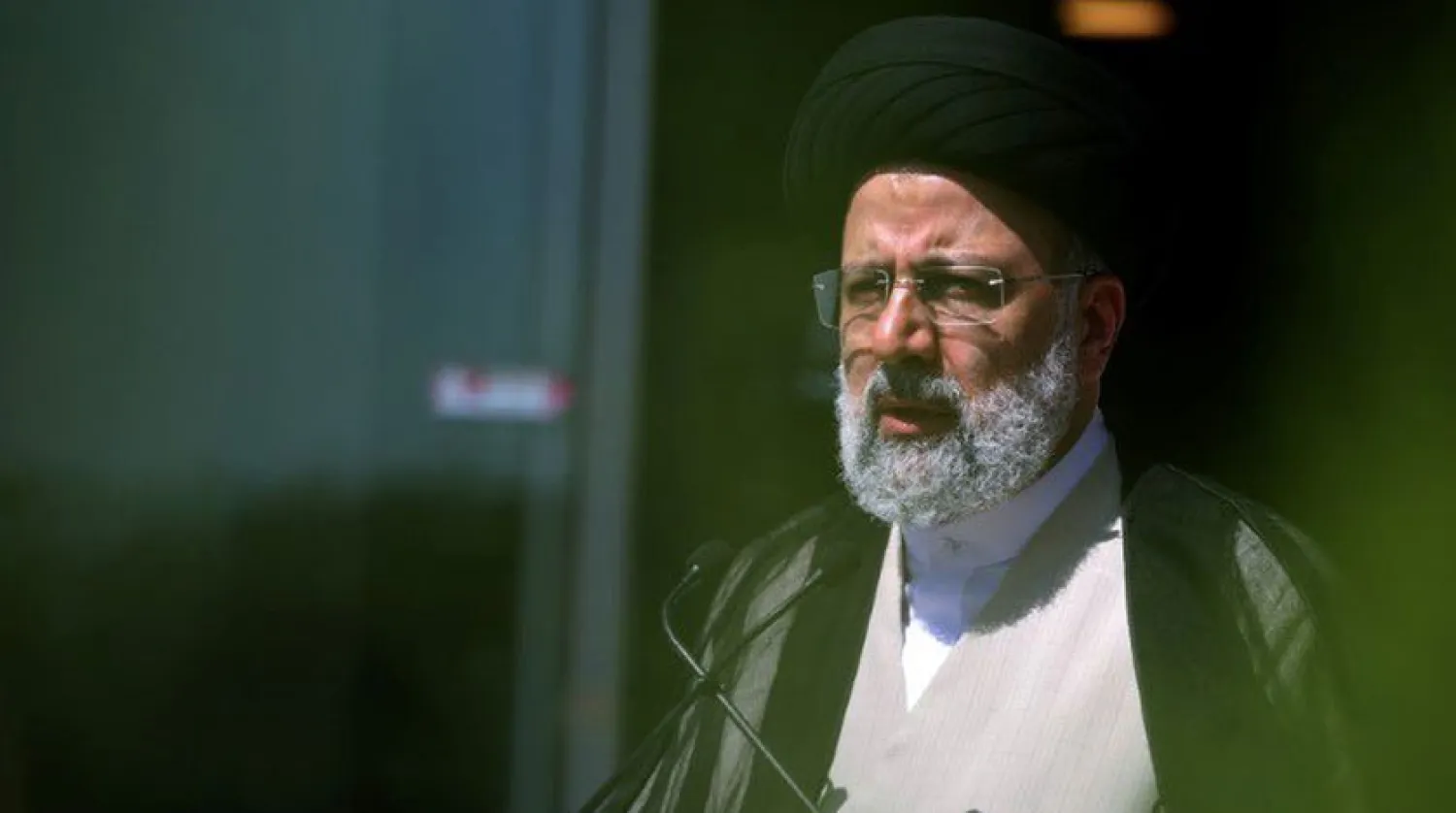 Reisi, içerideki bir takım sorunlarla başa çıkmak için nükleer anlaşmada diplomatik başarı sağlanmasına ihtiyaç duysa da Ruhani'nin aksine Washington'ın ideolojik olarak İran İslam Cumhuriyeti’ni yok etmeye kararlı olduğunu düşünüyor (Reuters)