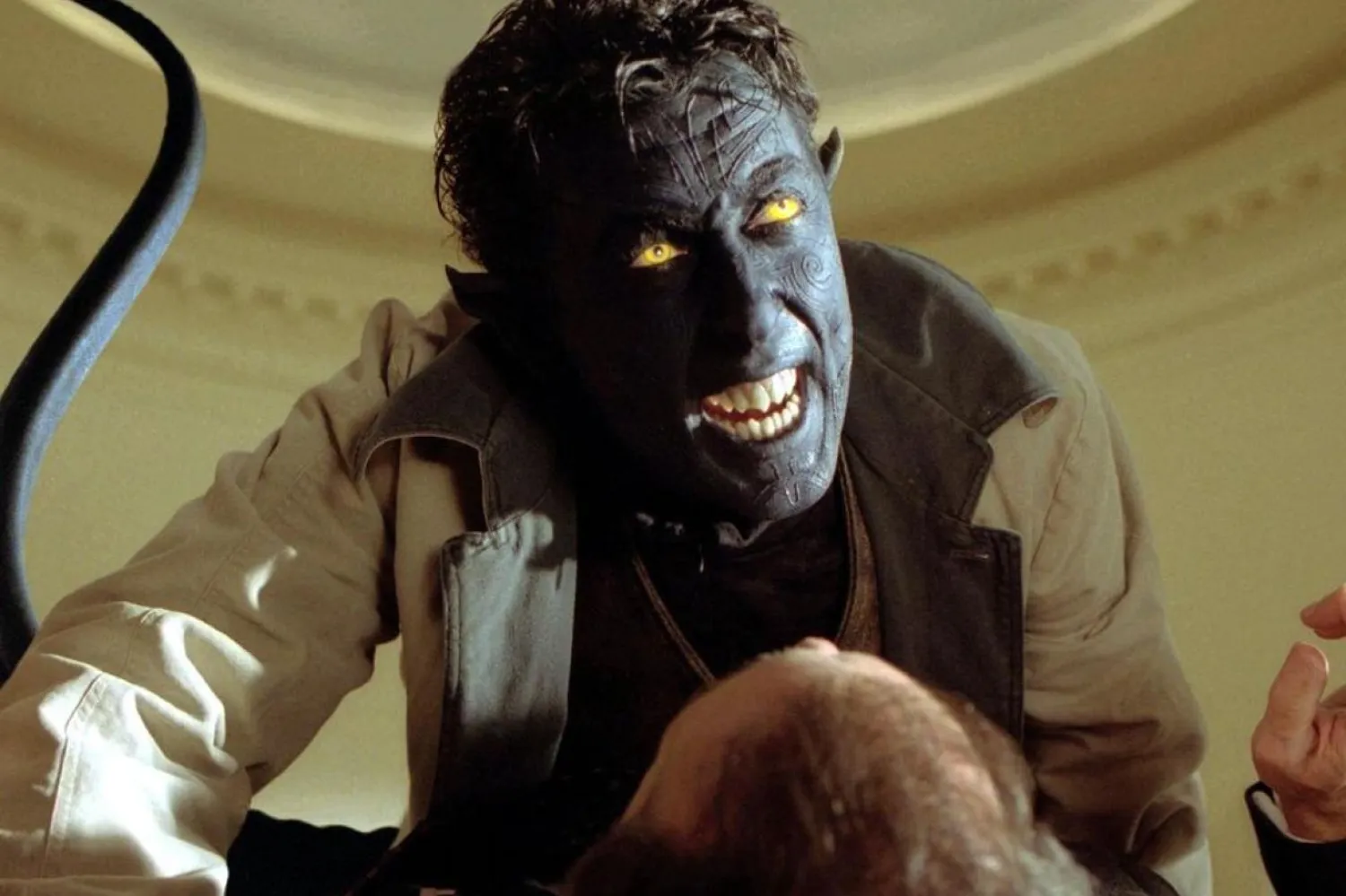 Alan Cumming, X-Men 2'de Nightcrawler'ı canlandırmıştı (20th Century Fox)