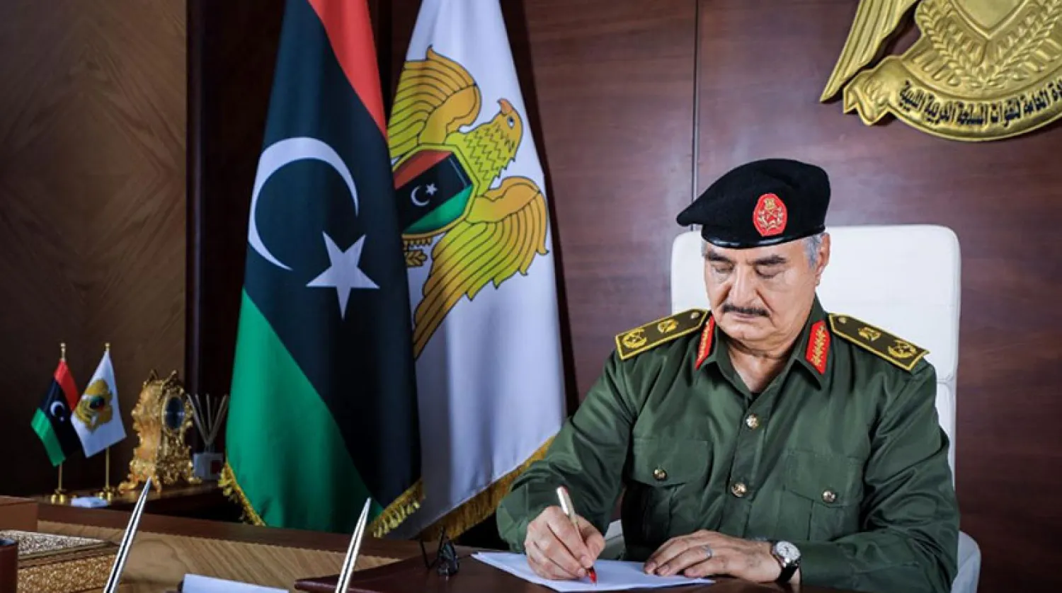 LUO Başkomutanı Mareşal Halife Hafter, askeri bölgelerdeki kendisine bağlı komutanları yeniden atamak için bir dizi karar çıkardı (AF)