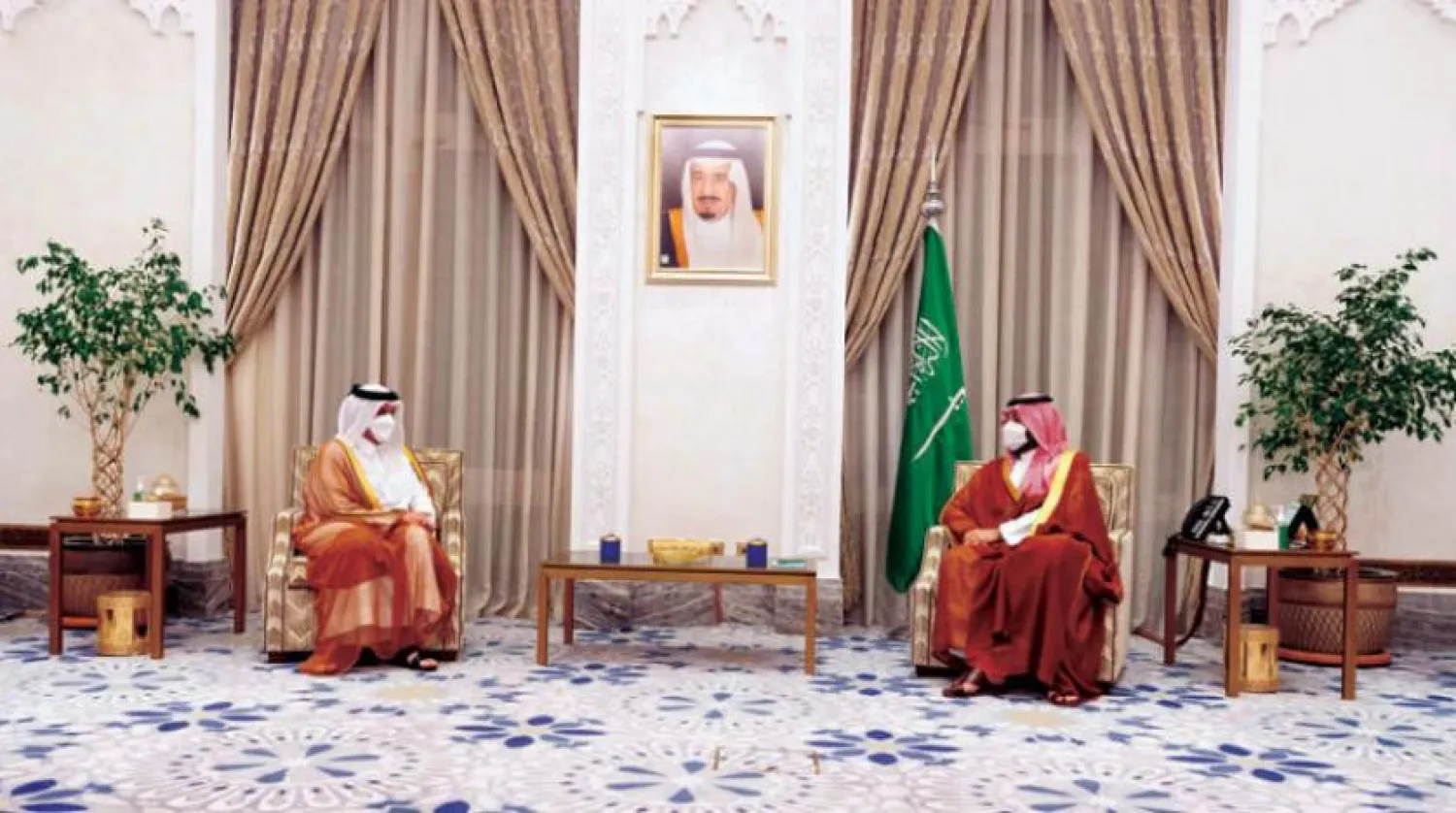 Saudi Crown Prince Mohammad bin Salman meets with Qatar’s Minister of Foreign Affairs Sheikh Mohammad bin Abdulrahman Al Thani in NEOM on Wednesday.- SPA