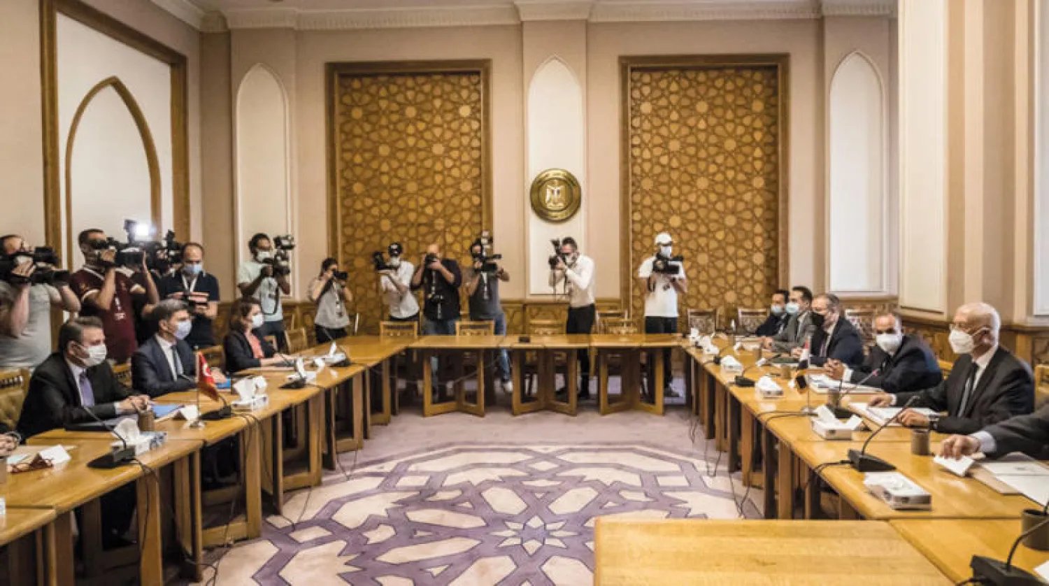 مسؤولون مصريون وأتراك في اجتماع بالقاهرة في مايو الماضي (الخارجية المصرية)