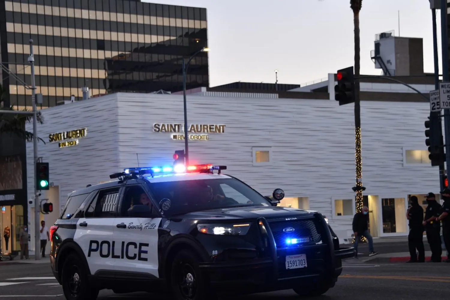 ABD'nin en lüks kentlerinden olan Beverly Hills'in nüfusunun yaklaşık yüzde 2'si siyahi (AFP)

