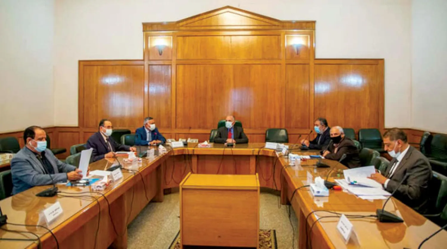 اجتماعات في وزارة الري المصرية في القاهرة أمس (الحكومة المصرية)