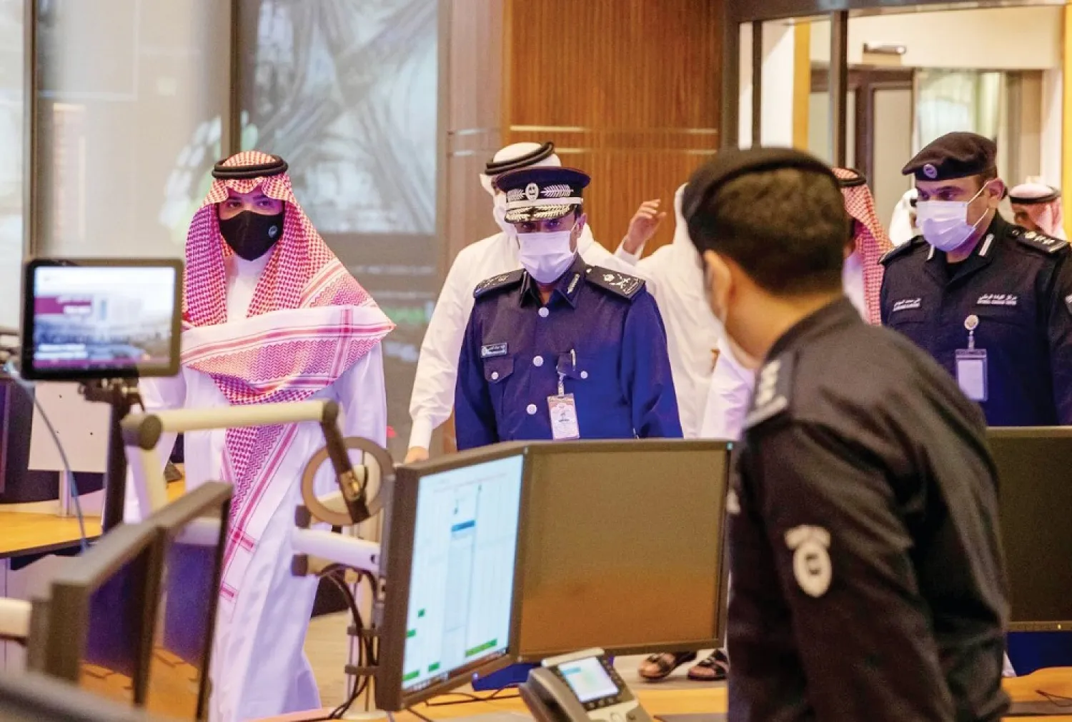 Saudi Interior Minister Prince Abdulaziz bin Saud bin Naif visits the National Command Center in the Qatari capital Doha. (SPA)