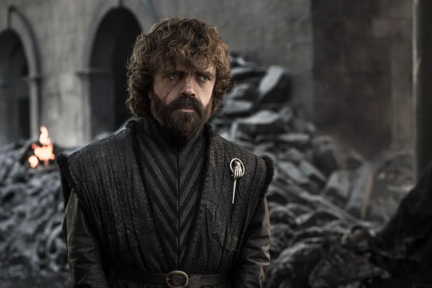 52 yaşındaki Peter Dinklage'ın rol aldığı Cyrano adlı filmin 14 Ocak 2022'de vizyona girmesi planlanıyor (HBO)