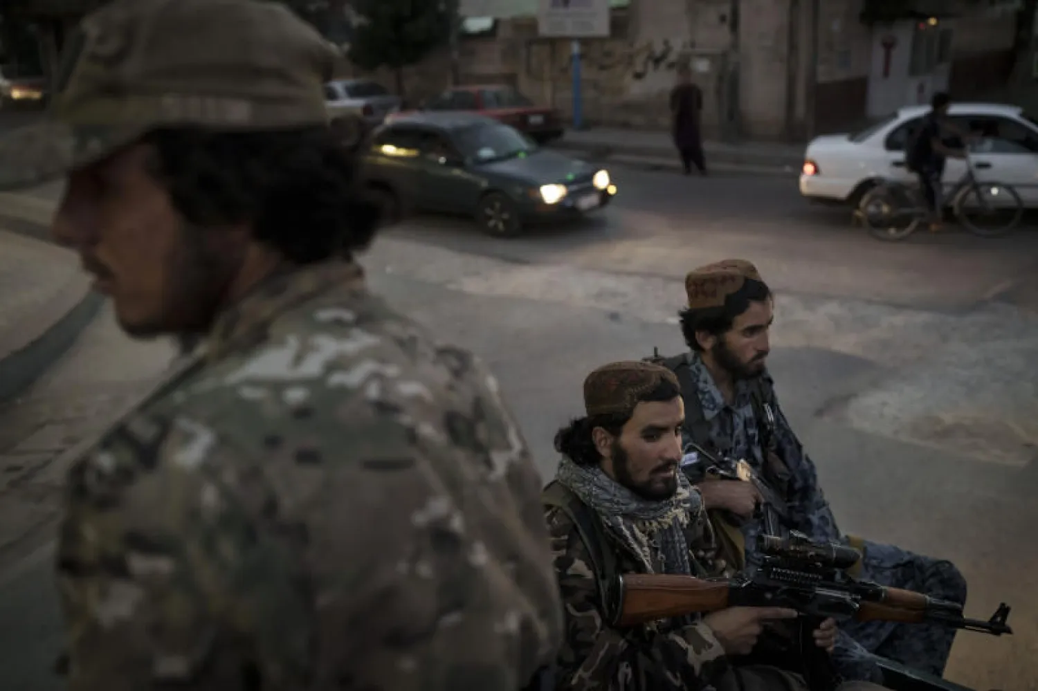 عناصر من «طالبان» في كابل (أ.ب)