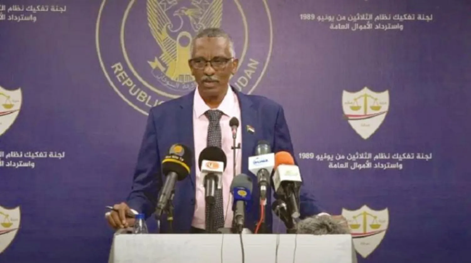Sudan'da Ömer el-Beşir rejiminin tasfiyesi için kurulan Tasfiye Komitesi Üyesi Vecdi Salih. (SUNA)