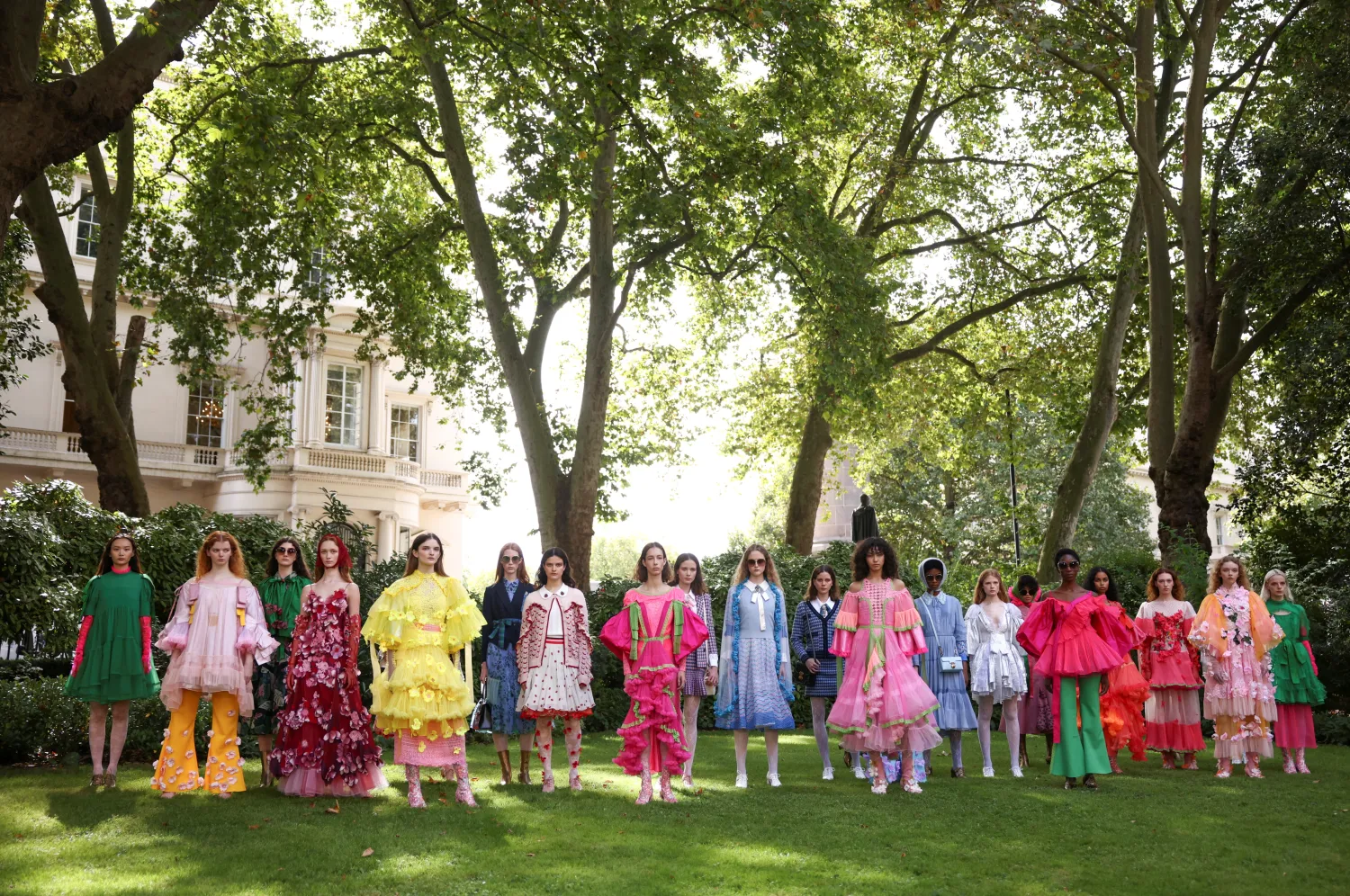 Colorful Catwalk Shows Return at Hybrid London Fashion Week Colorful Catwalk Shows Return at Hybrid London Fashion Week
