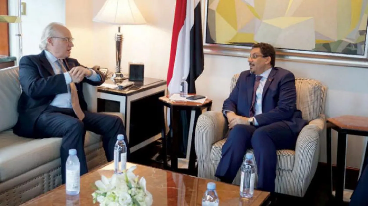 Yemeni Foreign Minister Ahmed Awad bin Mubarak during his meeting with the US envoy to Yemen, Lenderking, in New York on Friday (Saba).