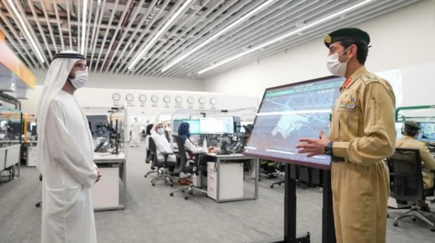 Sheikh Mohammed was briefed on the coordination mechanisms used by the teams based at the operations center. WAM