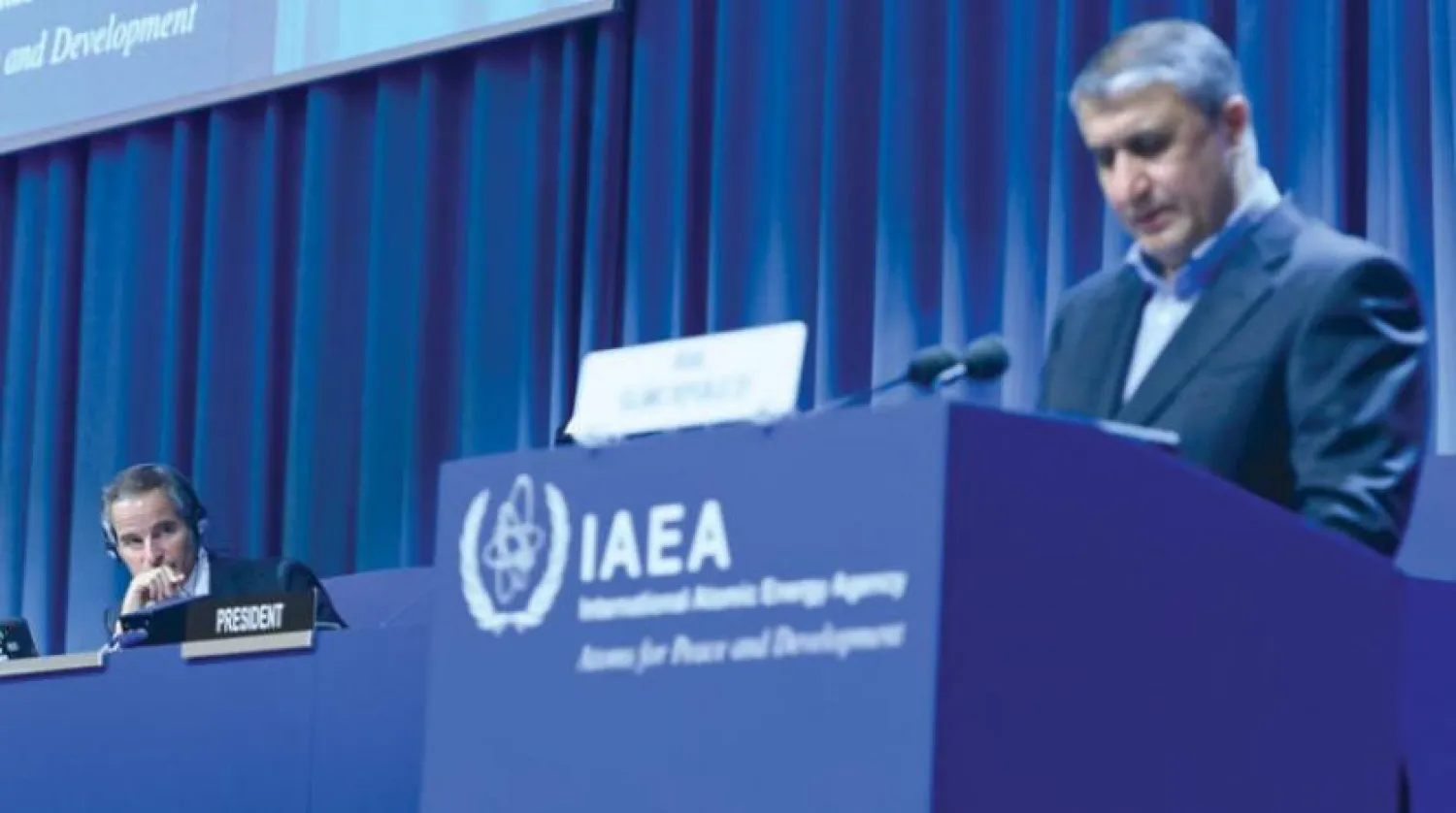 Grossi, geçen hafta Viyana'daki yıllık konferansta konuşan İslami’yi dinledi. (UAEA)