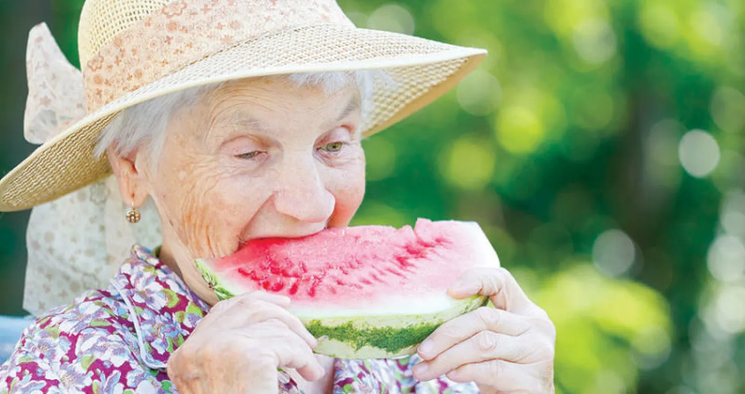 التغذية الصحية والرفاهية العاطفية تكافحان اكتئاب كبار السن